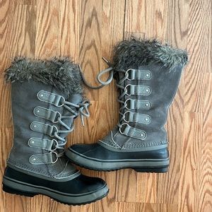 Sorel Women's Joan of Arctic size 9